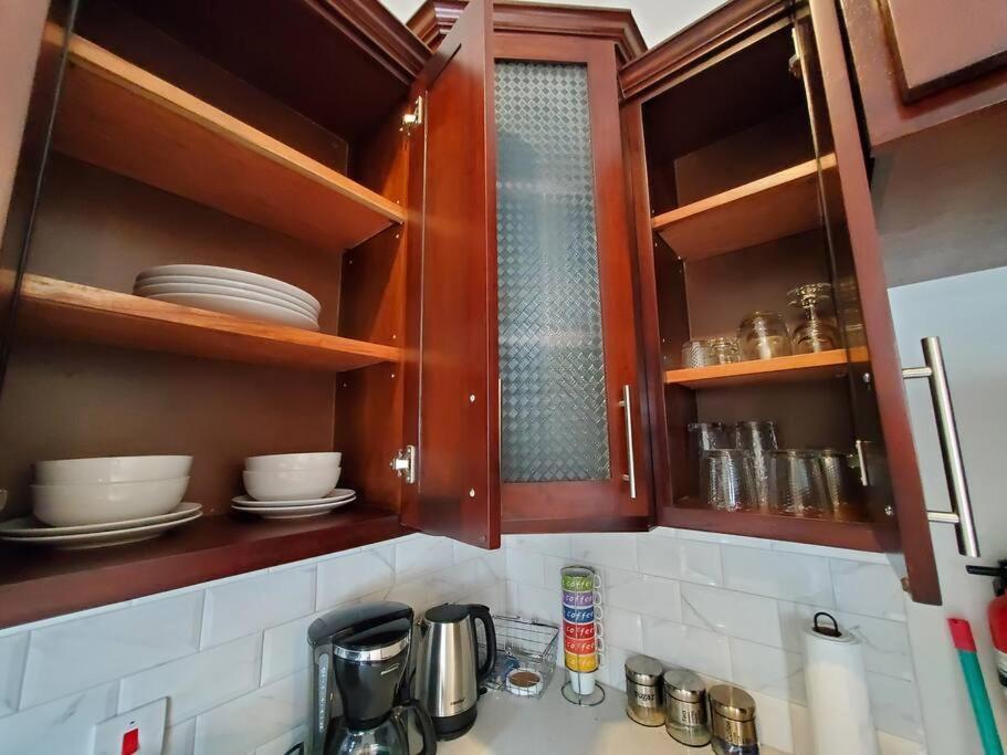 'The Solace' New Luxury Modern 1Bed 1Bath Apt. Portmore Eksteriør bilde