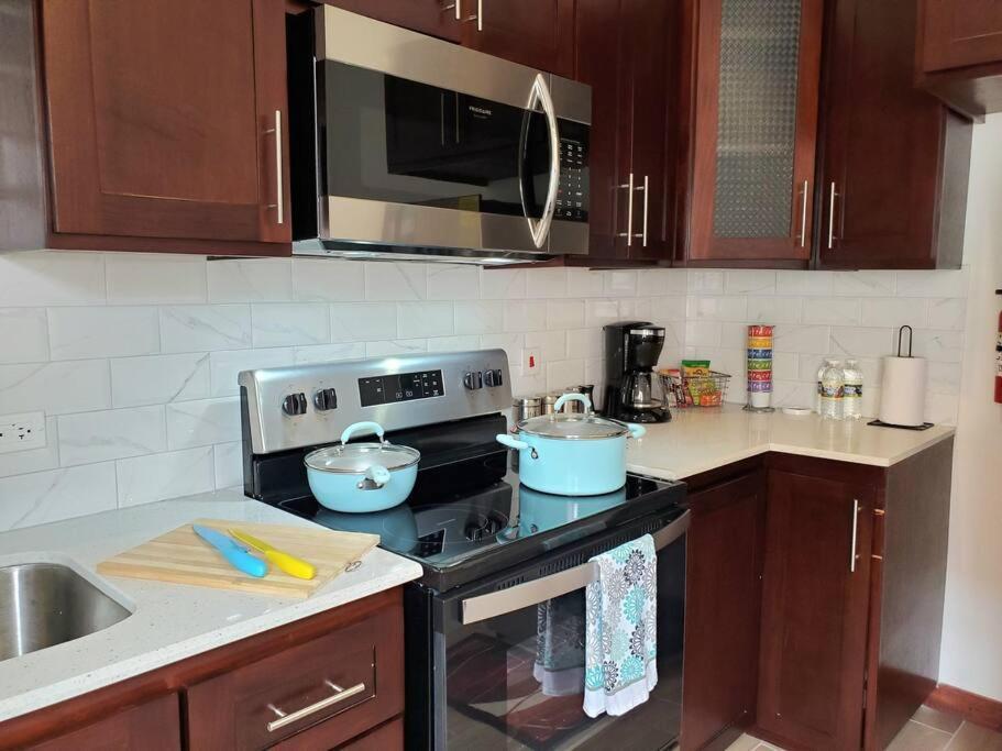 'The Solace' New Luxury Modern 1Bed 1Bath Apt. Portmore Eksteriør bilde